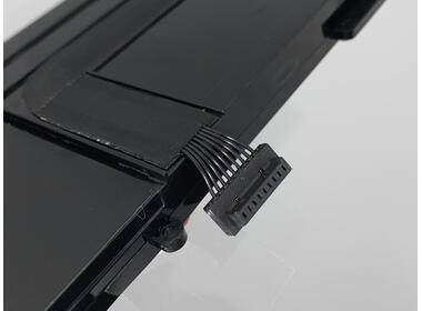 Аккумуляторная батарея для ноутбука Apple A1321 MacBook Pro 15&quot; (2009) 10.95V Black 6600mAh OEM - фото 4